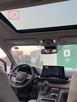 تۆیۆتا سیانا